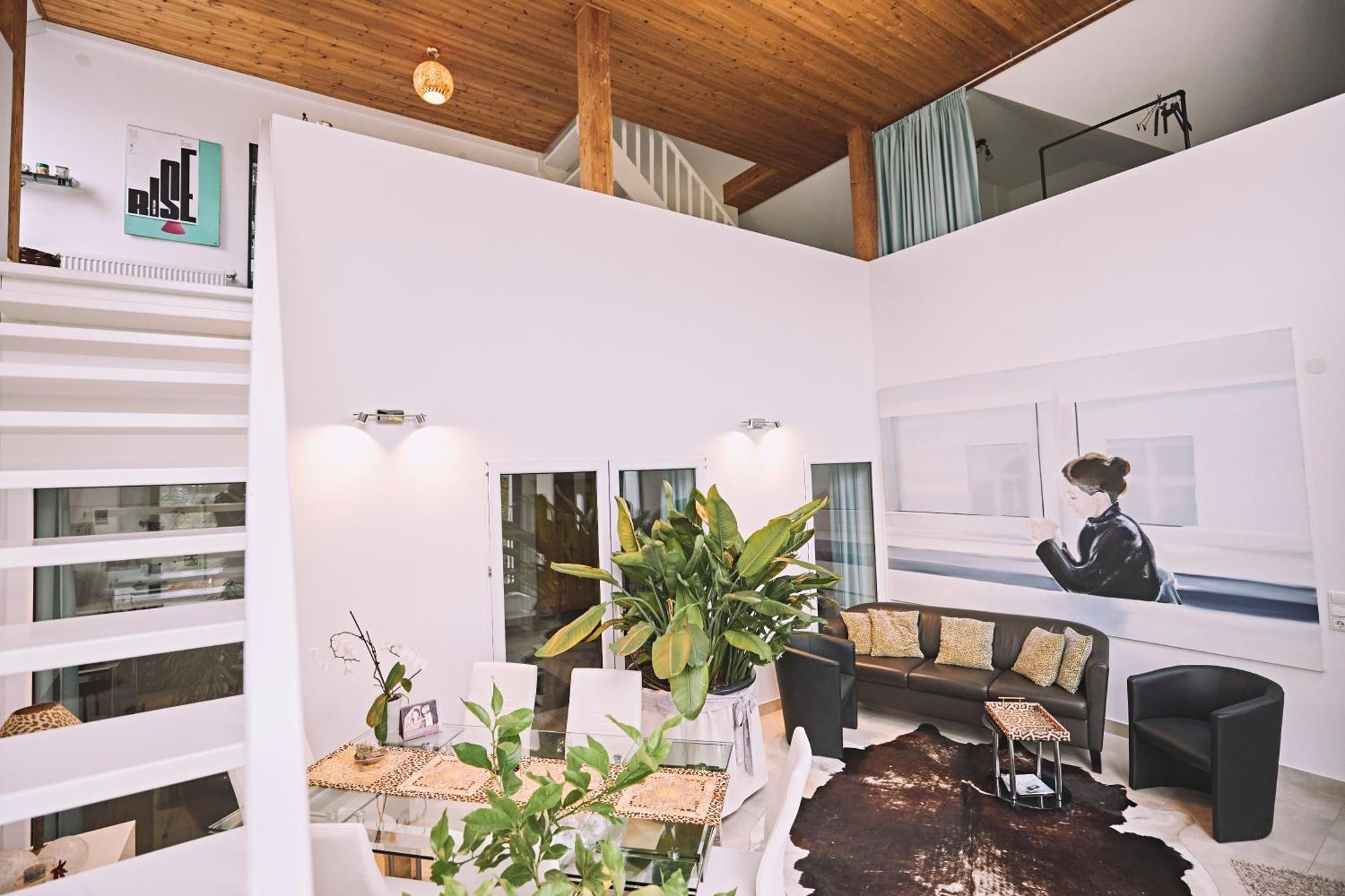 Bildstein'S "Kathmandu" Apartment Langenfeld  Екстериор снимка