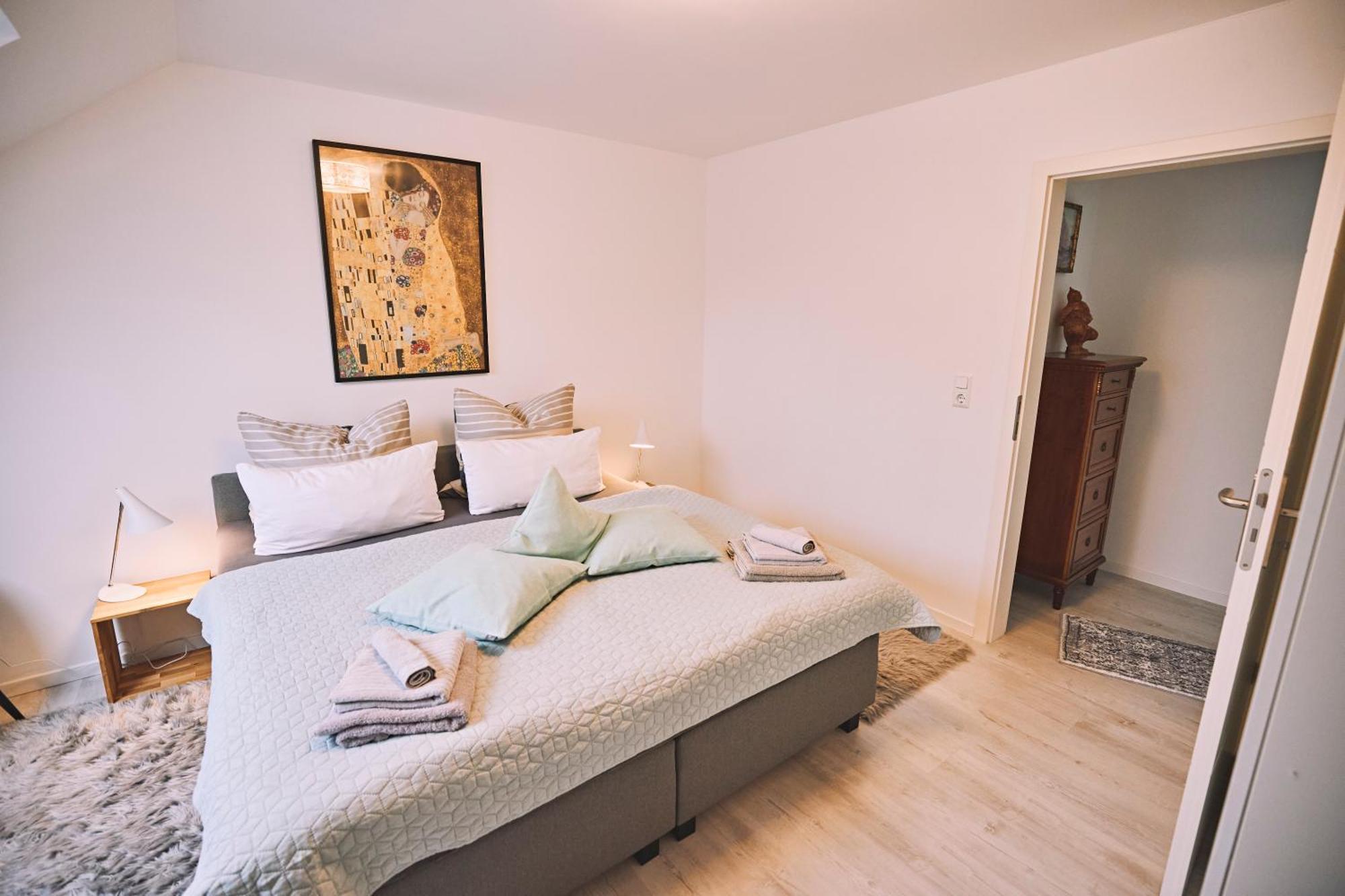 Bildstein'S "Kathmandu" Apartment Langenfeld  Екстериор снимка